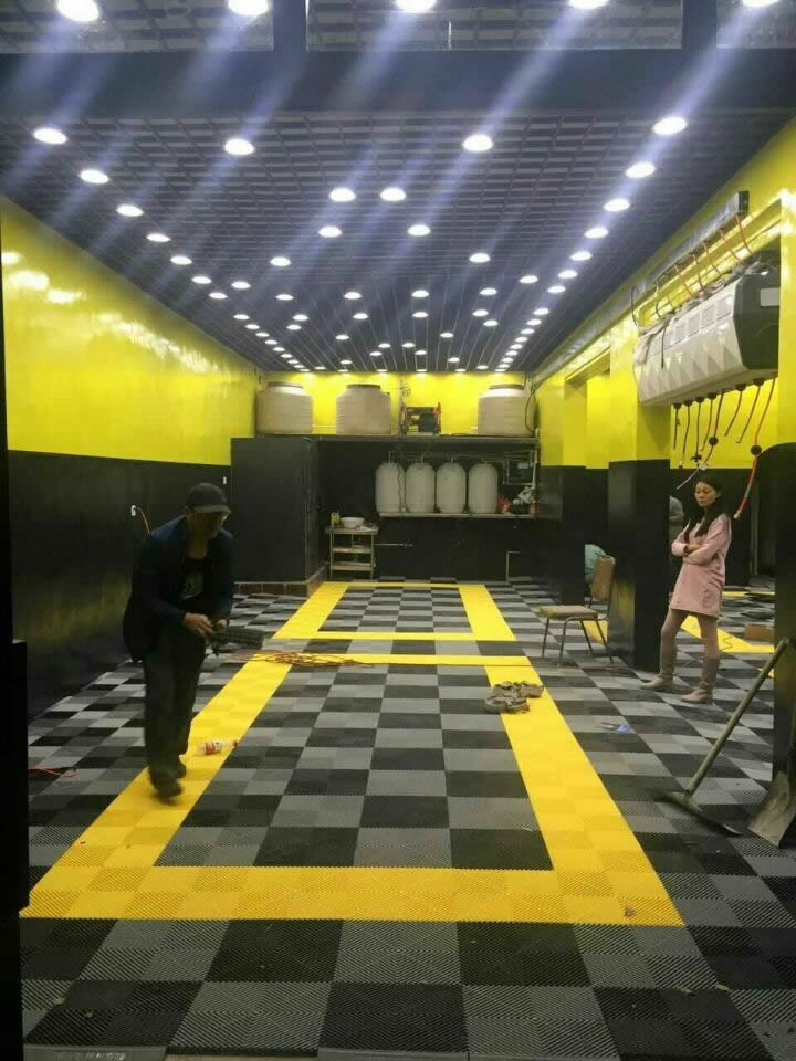 Deciding on Tile Colors - Swisstrax Garage Flooring
